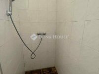 Eladó családi ház, Vecsésen 119.5 M Ft, 4 szobás