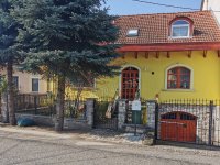 Eladó családi ház, Egerben 134.9 M Ft, 5 szobás