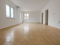 Eladó családi ház, Monoron 149.9 M Ft, 6 szobás