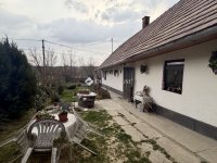 Eladó családi ház, Vértesacsán 38 M Ft, 2 szobás
