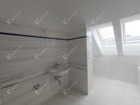 Eladó téglalakás, Sopronban 110 M Ft, 5 szobás