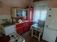 Eladó családi ház, Esztergályhorvátiban 19.99 M Ft, 3 szobás