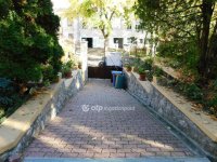 Eladó családi ház, Pécsett 299 M Ft, 9 szobás