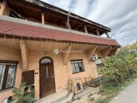 Eladó családi ház, Dunakeszin 190 M Ft, 6 szobás