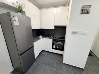 Eladó téglalakás, Pécsett 50 M Ft, 2 szobás