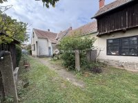 Eladó családi ház, Rumon 44.9 M Ft, 4 szobás
