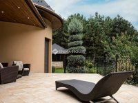 Eladó családi ház, Kecskeméten 379 M Ft, 10 szobás