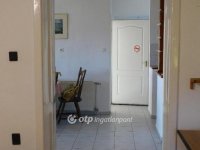 Eladó családi ház, Pécsett 299 M Ft, 9 szobás