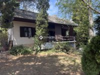 Eladó nyaraló, Dunabogdányban 59 M Ft, 2 szobás