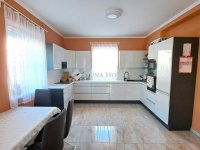 Eladó ikerház, Gyömrőn 119.9 M Ft, 5 szobás