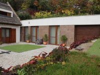 Eladó családi ház, Tihanyban 299 M Ft, 6 szobás