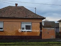 Eladó családi ház, Létavértesen 22.5 M Ft, 2 szobás