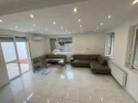 Eladó téglalakás, IV. kerületben 220 M Ft, 5 szobás