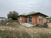 Eladó ikerház, Inárcson 89 M Ft, 4 szobás / költözzbe.hu