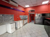 Kiadó üzlethelyiség, III. kerületben 240 E Ft / hó