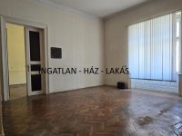Eladó téglalakás, Budapesten, VIII. kerületben, Üllői úton