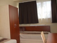 Kiadó téglalakás, albérlet, Pécsett 70 E Ft / hó, 1 szobás