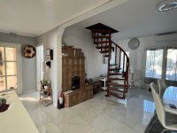 Eladó családi ház, Baján 78.5 M Ft, 5 szobás