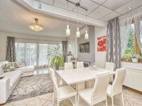 Eladó családi ház, Törökbálinton 365 M Ft, 9 szobás