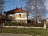 Eladó családi ház, Szabadbattyánban 67.5 M Ft, 5 szobás