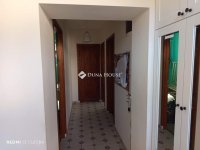 Eladó családi ház, Vecsésen 85 M Ft, 6 szobás