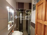 Eladó családi ház, Székesfehérvárott 194.9 M Ft, 5+2 szobás