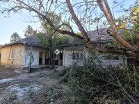 Eladó családi ház, Valkón 21.9 M Ft, 4 szobás