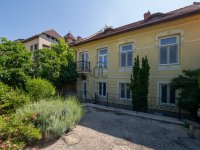 Eladó családi ház, Pécsett 144 M Ft, 4 szobás