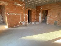 Eladó téglalakás, Dunaharasztin 95.933 M Ft, 3 szobás