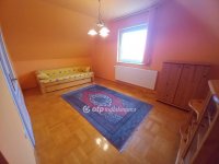 Eladó téglalakás, Debrecenben 96 M Ft, 2+1 szobás