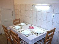 Eladó téglalakás, V. kerületben 84 M Ft, 2 szobás