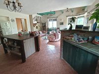 Eladó családi ház, Veresegyházon 139.89 M Ft, 7 szobás