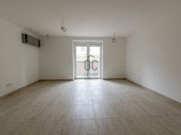 Eladó téglalakás, Székesfehérvárott 71.7 M Ft, 3 szobás