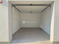 Eladó téglalakás, XVI. kerületben 175 M Ft, 4 szobás