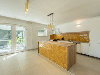 Eladó ikerház, II. kerületben 273.5 M Ft, 5 szobás