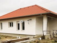 Eladó családi ház