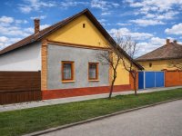 Eladó családi ház