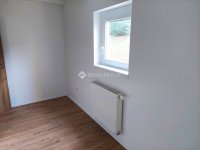 Eladó téglalakás, Pécsett 85.9 M Ft, 4 szobás