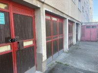 Eladó garázs, Hódmezővásárhelyen 10 M Ft