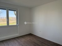 Eladó panellakás, Pécsett 54.9 M Ft, 3 szobás