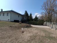 Eladó családi ház, Szigetmonostorban 250 M Ft, 4 szobás