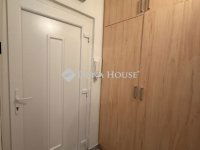 Eladó panellakás, Pécsett 34.9 M Ft, 1 szobás