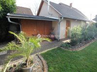 Eladó családi ház, Kecskeméten 99.9 M Ft, 5 szobás