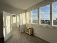 Eladó téglalakás, Szombathelyen 33.999 M Ft, 2 szobás