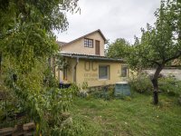 Eladó családi ház, XIX. kerületben 109.9 M Ft, 8 szobás