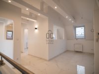 Eladó családi ház, XI. kerületben 544.5 M Ft, 12 szobás