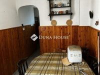 Eladó családi ház, XVII. kerületben 75 M Ft, 4 szobás