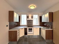 Eladó téglalakás, XIV. kerületben 124.9 M Ft, 3 szobás