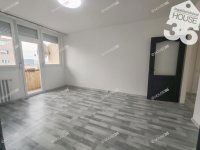 Kiadó panellakás, albérlet