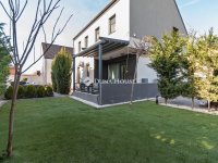 Eladó ikerház, XVIII. kerületben 164.5 M Ft, 5 szobás